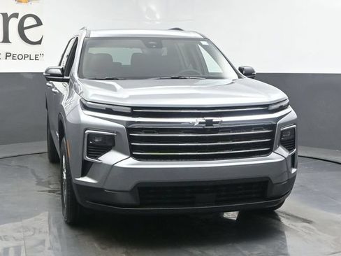 New 2026 Chevrolet Traverse LT w/ Driver Confidence Package FWD image 30