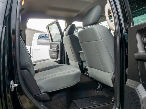 Used 2015 RAM 1500 Express AWD/4WD image 11