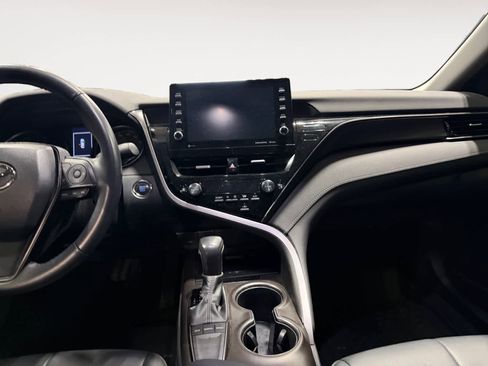 Used 2023 Toyota Camry SE w/ Audio Upgrade Package FWD image 12