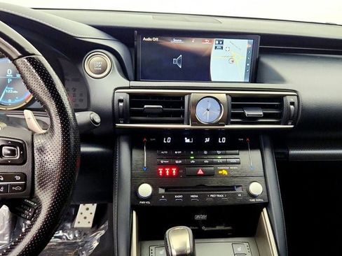 Used 2018 Lexus IS 350 AWD image 18