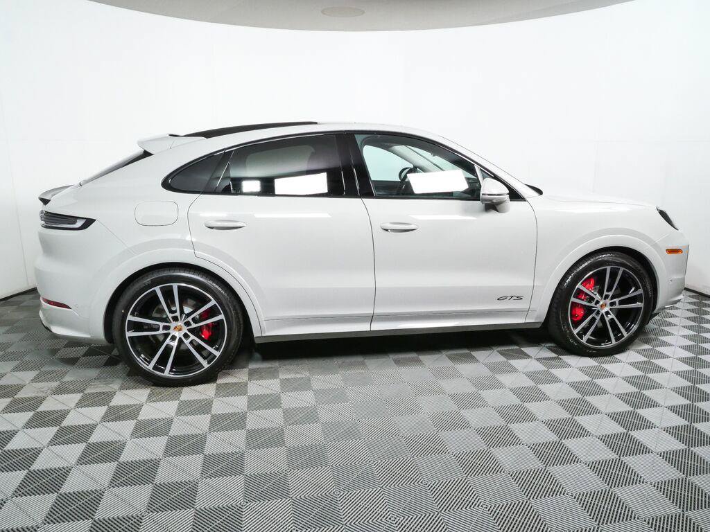 New 2026 Porsche Cayenne GTS AWD/4WD image 29