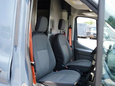 Used 2020 Ford Transit 250 148 High Roof Extended RWD image 18