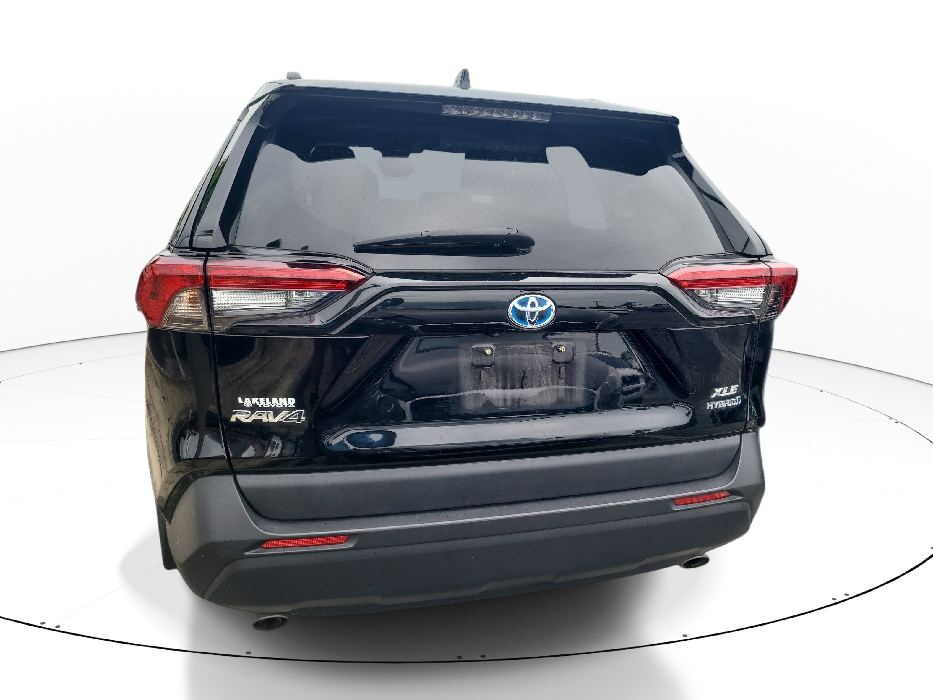 Used 2024 Toyota RAV4 XLE AWD/4WD image 6