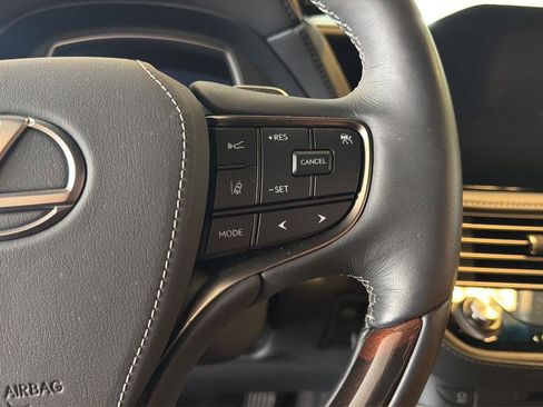 Certified 2022 Lexus LS 500 AWD image 24