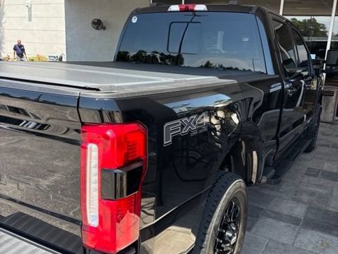 Used 2023 Ford F250 XLT w/ Black Appearance Package AWD/4WD image 11