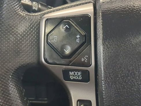 Certified 2021 Toyota Tacoma SR5 image 22