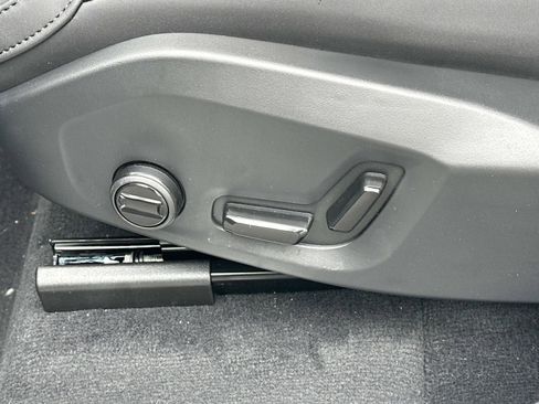 New 2026 Volvo XC90 B6 Plus image 14