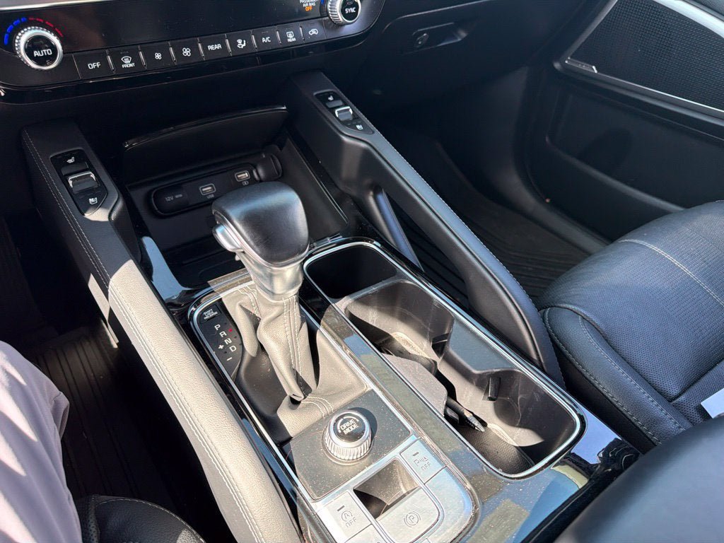 Used 2022 Kia Telluride EX FWD image 14
