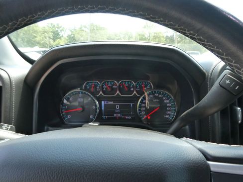 Used 2019 GMC Sierra 1500 SLE w/ SLE Value Package RWD image 18
