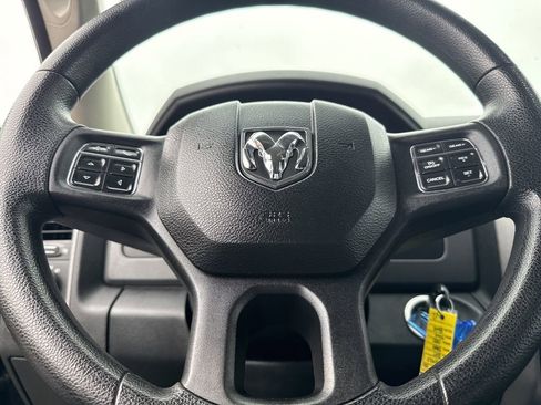 Used 2015 RAM 1500 Express AWD/4WD image 14