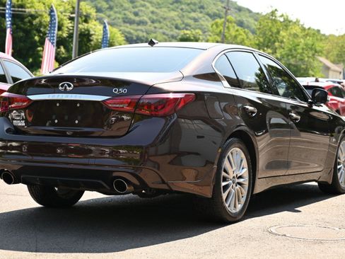 Used 2019 INFINITI Q50 Luxe w/ Essential Package (3.0T Luxe) AWD/4WD image 6
