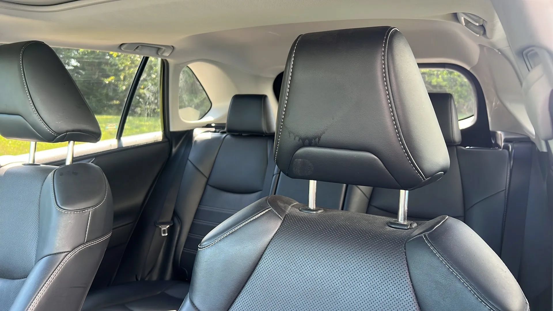 Used 2019 Toyota RAV4 Limited w/ Advanced Technology Package AWD/4WD image 11