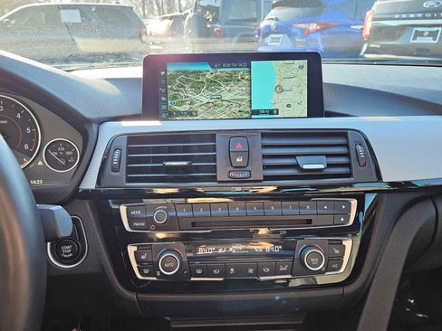 Used 2017 BMW 328d xDrive Sedan image 30