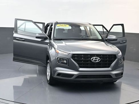 Certified 2026 Hyundai Venue SE FWD image 30