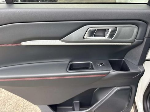 New 2026 Ford Explorer ST-Line AWD/4WD image 21
