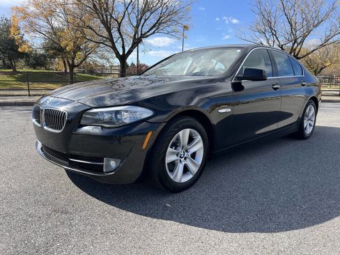 Used 2013 BMW 528i xDrive Sedan image 2