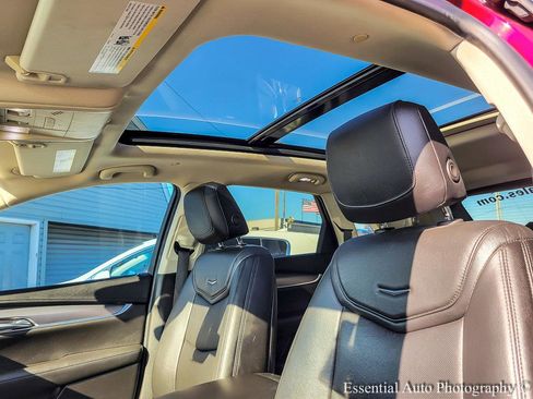 Used 2019 Cadillac XT5 Luxury FWD image 11