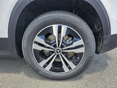 Used 2025 Mercedes-Benz GLB 250 image 10