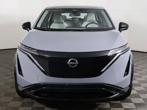 Used 2024 Nissan Ariya AWD image 12