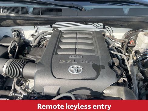 Used 2020 Toyota Tundra SR5 AWD/4WD image 12