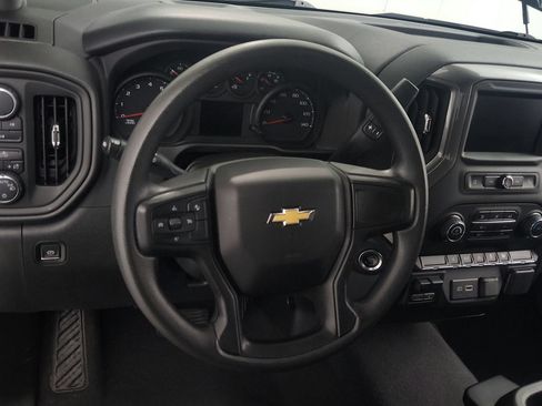 Used 2024 Chevrolet Silverado 2500 Custom w/ Custom Convenience Package AWD/4WD image 17