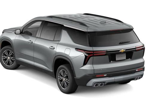 New 2025 Chevrolet Traverse LT image 29