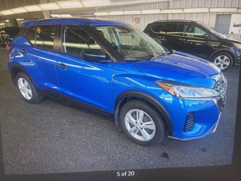 Used 2024 Nissan Kicks S w/ Interior Electronics Package image 7