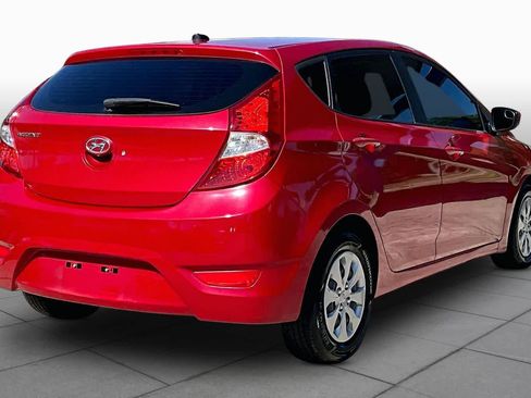 Used 2016 Hyundai Accent SE FWD image 12