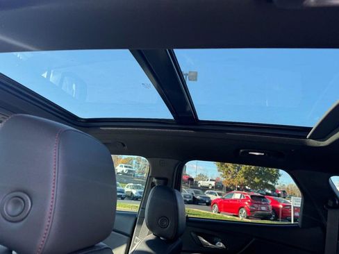 Used 2024 Chevrolet Blazer RS w/ Driver Confidence II Package image 11