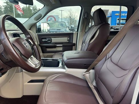 Used 2017 RAM 1500 Laramie w/ Convenience Group image 15