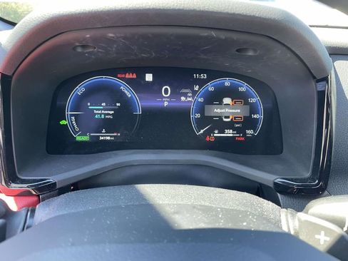 Used 2025 Toyota Camry XSE w/ Premium Package image 33