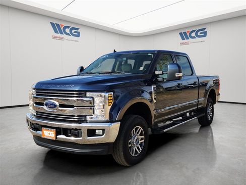 Used 2019 Ford F250 Lariat w/ Lariat Value Package image 5