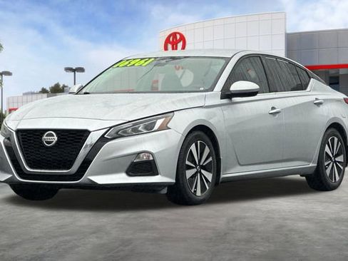 Used 2021 Nissan Altima 2.5 SV image 9