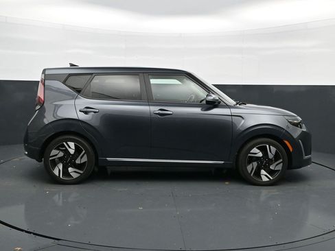 Used 2023 Kia Soul GT-Line FWD image 8