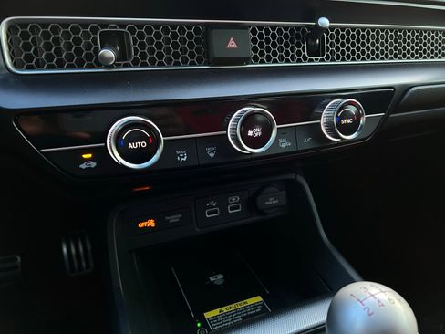 Used 2023 Honda Civic Type R image 14