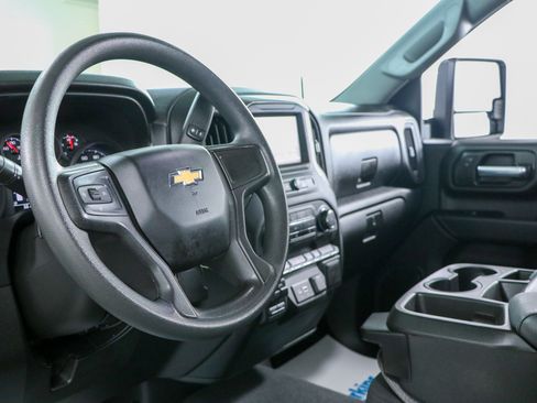Used 2022 Chevrolet Silverado 2500 Custom w/ Gooseneck/5TH Wheel Package AWD/4WD image 23