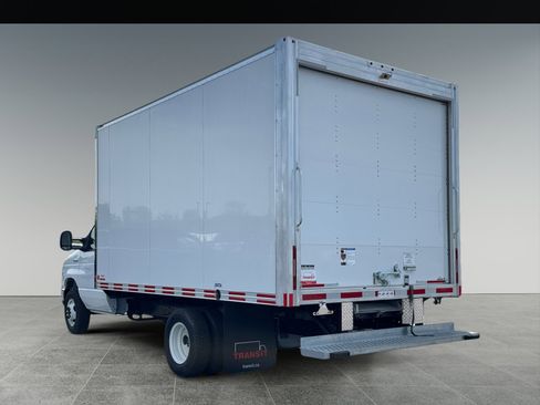 New 2025 Ford E-450 and Econoline 450 Super Duty w/ Power Equipment Group RWD image 3