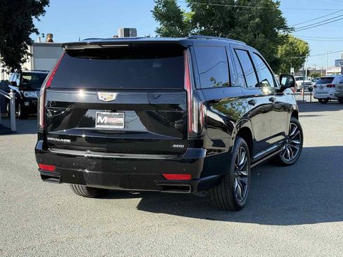 Used 2021 Cadillac Escalade Sport Platinum AWD/4WD image 13