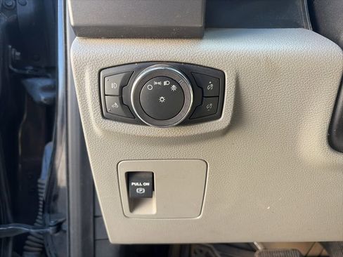 Used 2019 Ford F150 XLT image 15