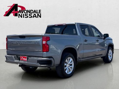 Used 2020 Chevrolet Silverado 1500 Custom w/ Custom Value Package RWD image 6