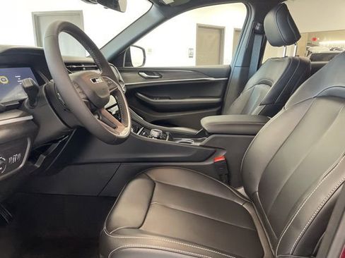 New 2026 Jeep Grand Cherokee Limited image 15