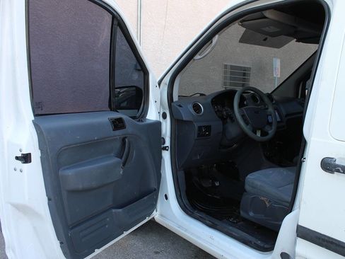 Used 2011 Ford Transit Connect XLT FWD image 16