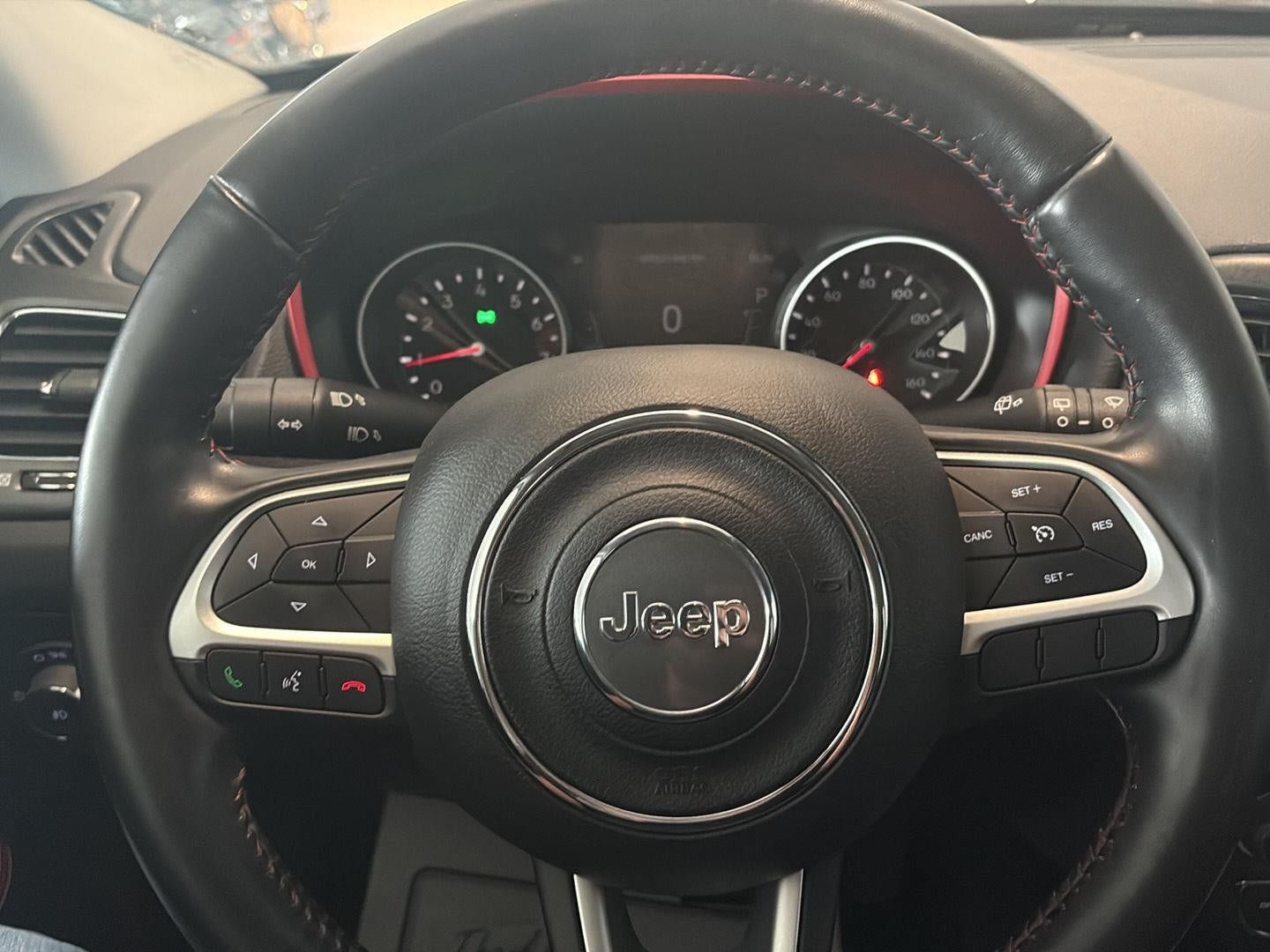 Used 2020 Jeep Compass Trailhawk w/ Cold Weather Group AWD/4WD image 17