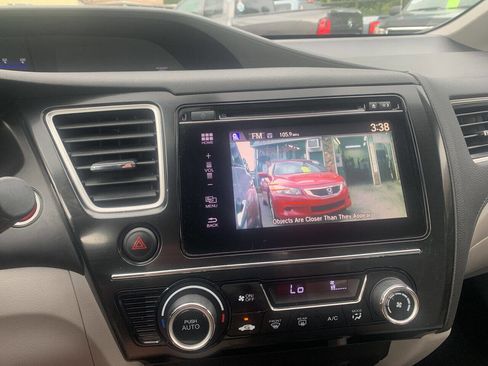 Used 2015 Honda Civic Hybrid Sedan image 19