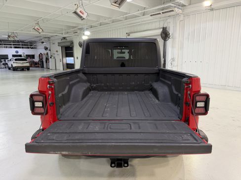 Used 2022 Jeep Gladiator Rubicon w/ LED Lighting Group image 5