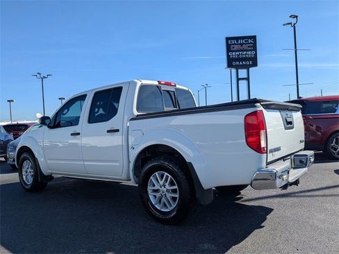 Used 2016 Nissan Frontier SV w/ SV Value Truck Package image 6