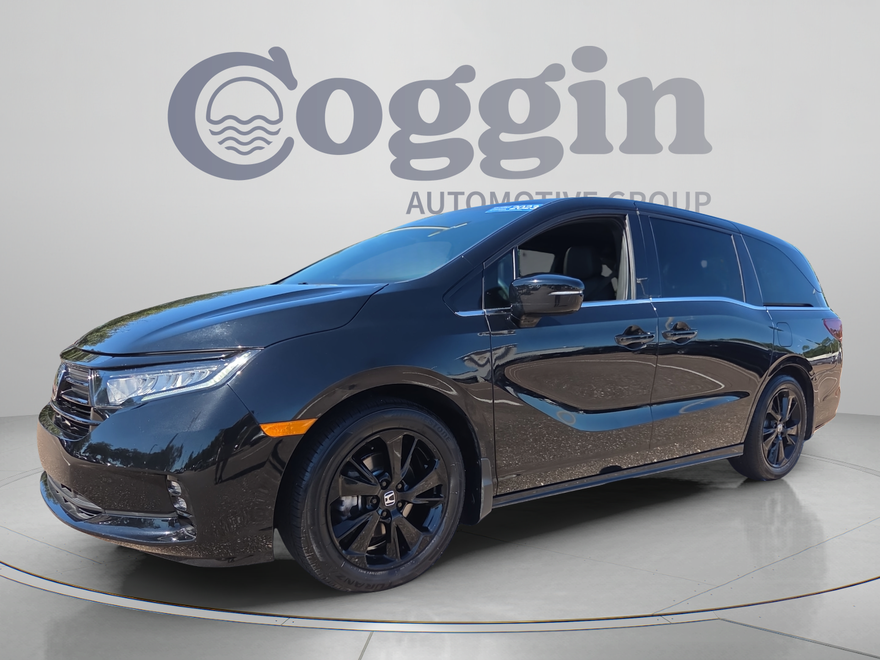 Used 2023 Honda Odyssey Sport image 1