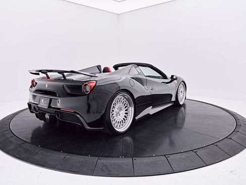 Used 2018 Ferrari 488 Spider RWD image 24