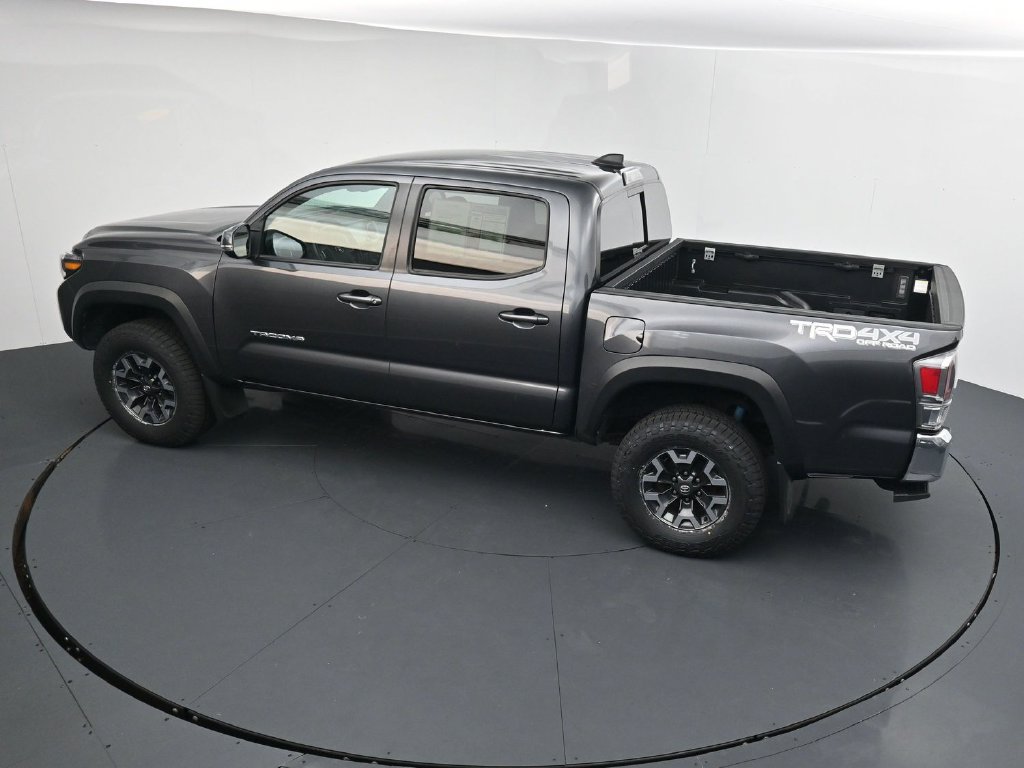 Used 2023 Toyota Tacoma TRD Off-Road AWD/4WD image 27