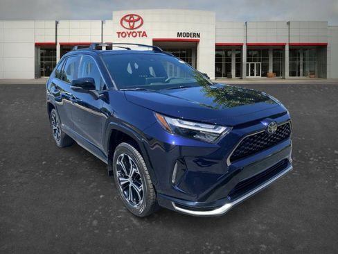 Certified 2025 Toyota RAV4 XSE AWD/4WD image 3